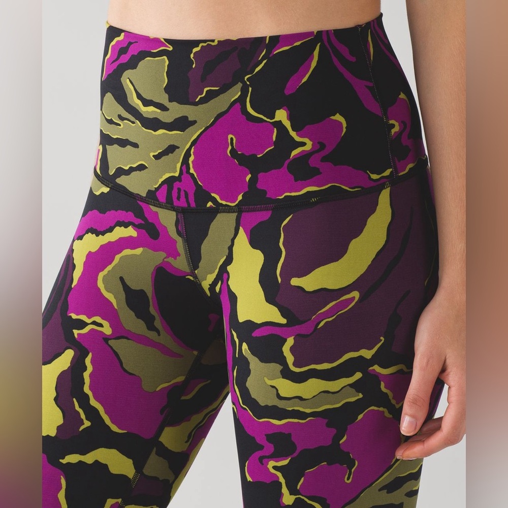 Lululemon Wunder Under Pant (Hi-Rise) in Boom Bloom Chartreuse Green Aurora ~ 4